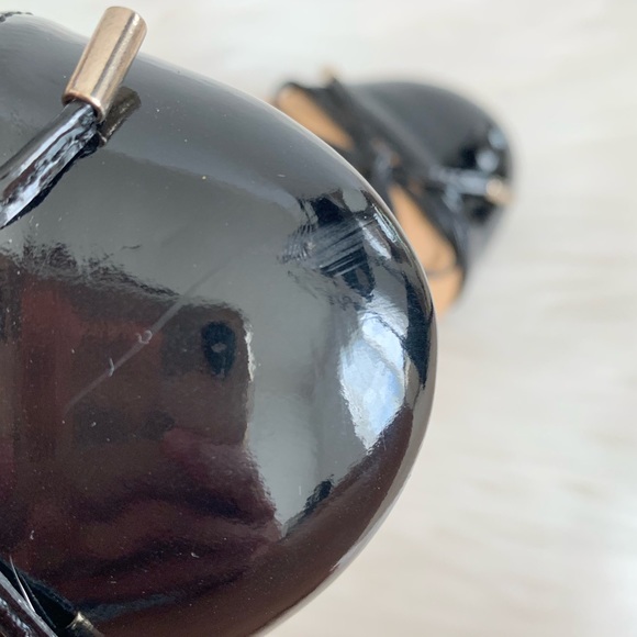 CAP TOE BOW TIE SHOE - Picture 8 of 8